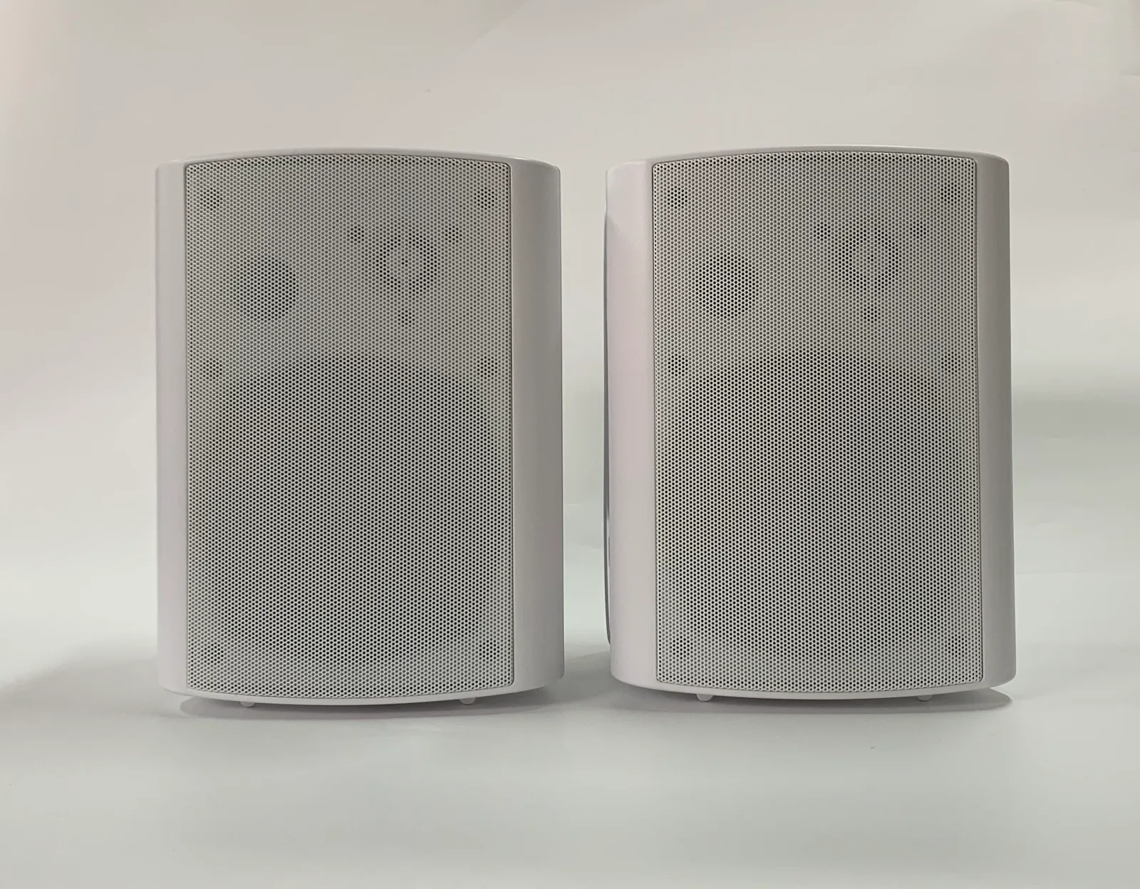 EC-404W 4" 2*20W Active Wall Mount Speaker in white